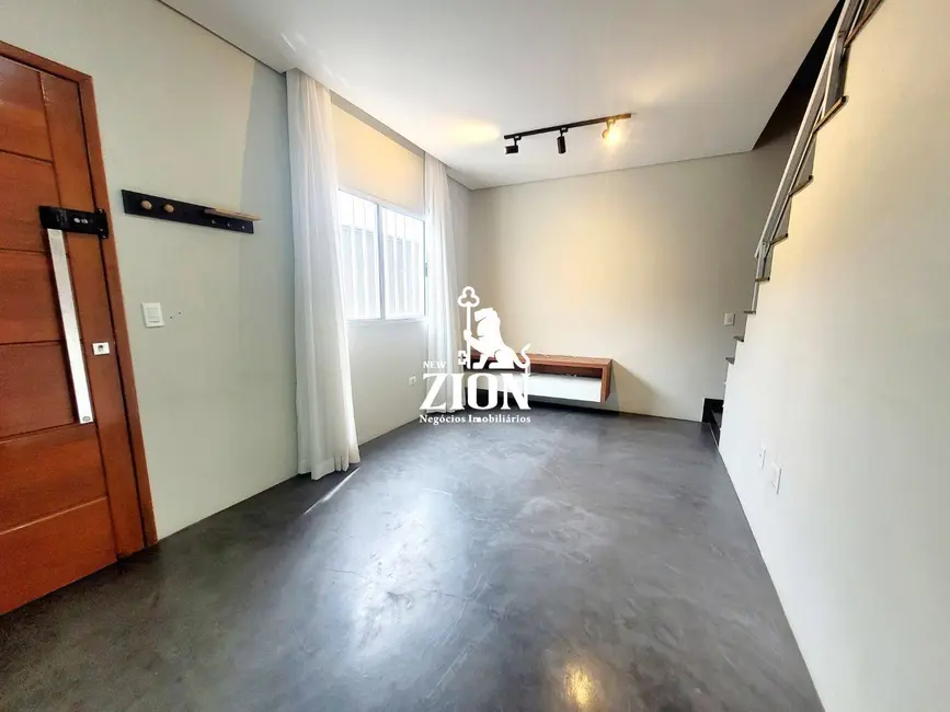 Casa com 2 quartos à venda, 69m2 em Parada Inglesa, São Paulo - SP - imagem 1 Foto 1 de Casa com 2 quartos à venda, 69m2 em Parada Inglesa, São Paulo - SP