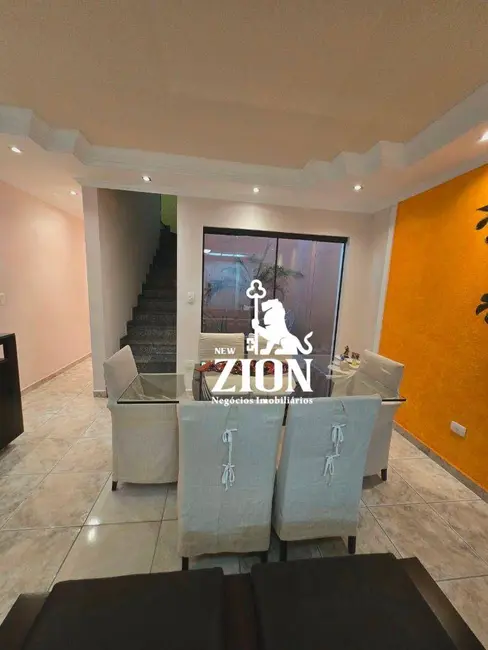 Sobrado com 3 quartos à venda, 196m2 em Vila Mazzei, São Paulo - SP - imagem 9 Foto 9 de Sobrado com 3 quartos à venda, 196m2 em Vila Mazzei, São Paulo - SP
