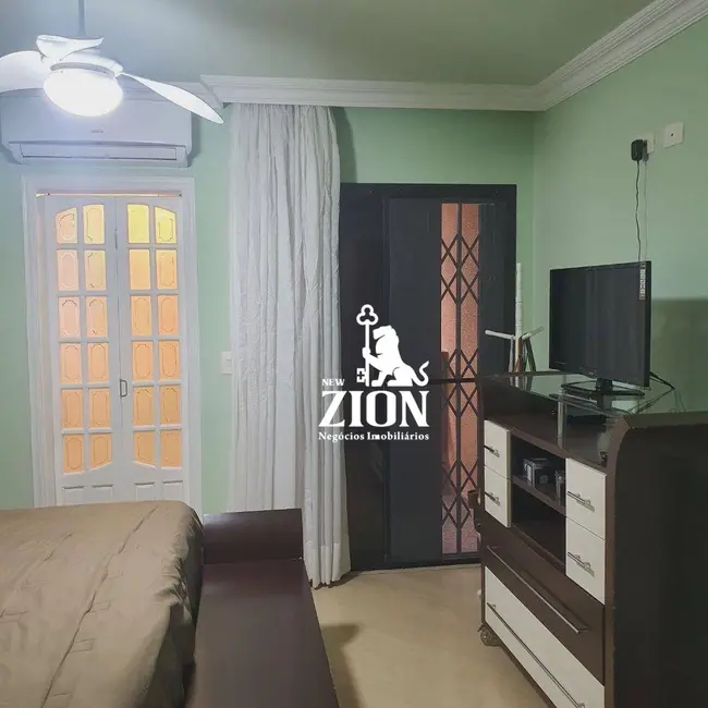 Sobrado com 3 quartos à venda, 196m2 em Vila Mazzei, São Paulo - SP - imagem 2 Foto 2 de Sobrado com 3 quartos à venda, 196m2 em Vila Mazzei, São Paulo - SP