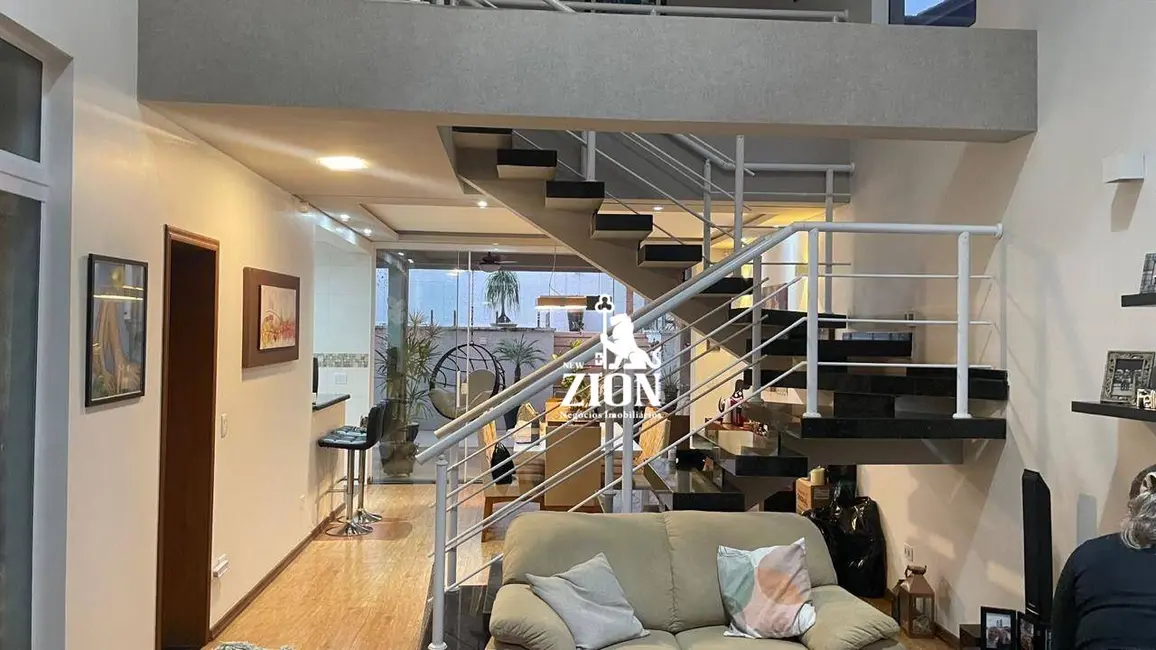 Casa com 3 quartos à venda, 360m2 em Atibaia - SP - imagem 6 Foto 6 de Casa com 3 quartos à venda, 360m2 em Atibaia - SP