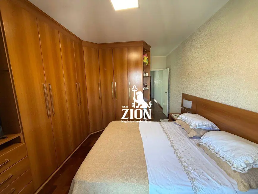 Foto 9 de Casa com 4 quartos à venda, 135m2 em Vila Maria Alta, São Paulo - SP