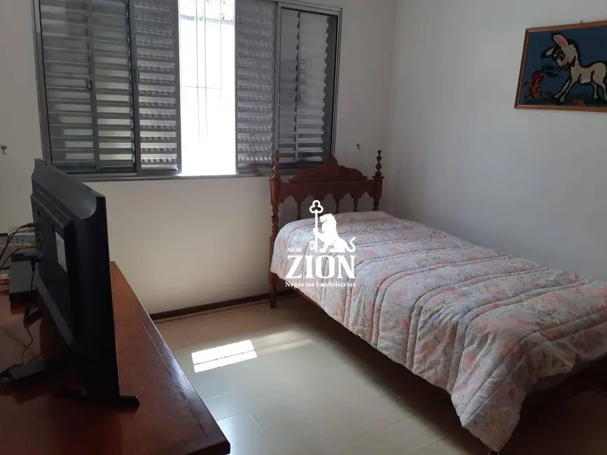 Casa com 2 quartos à venda, 226m2 em Tucuruvi, São Paulo - SP - imagem 6 Foto 6 de Casa com 2 quartos à venda, 226m2 em Tucuruvi, São Paulo - SP