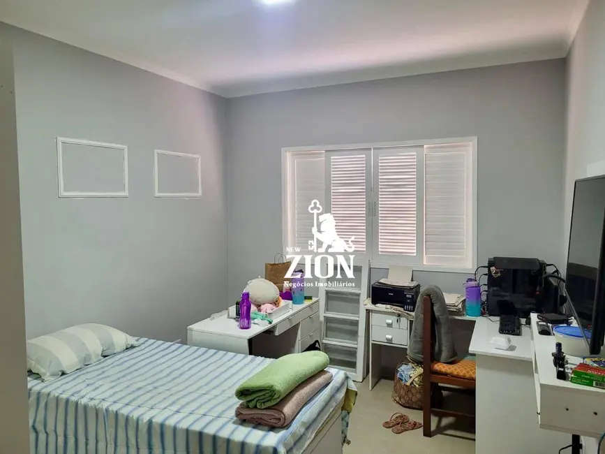 Sobrado com 3 quartos à venda, 190m2 em Vila Paulicéia, São Paulo - SP - imagem 6 Foto 6 de Sobrado com 3 quartos à venda, 190m2 em Vila Paulicéia, São Paulo - SP