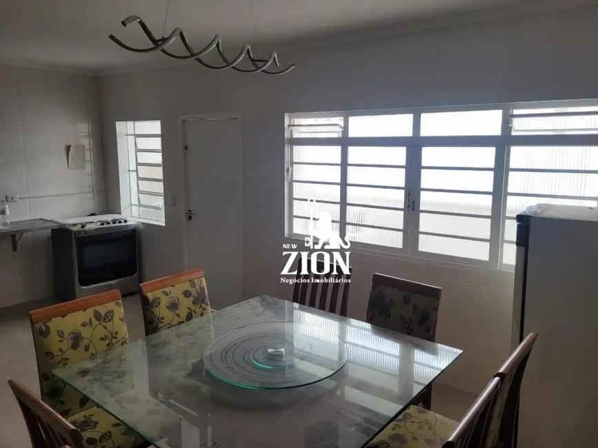 Sobrado com 3 quartos à venda, 190m2 em Vila Paulicéia, São Paulo - SP - imagem 2 Foto 2 de Sobrado com 3 quartos à venda, 190m2 em Vila Paulicéia, São Paulo - SP