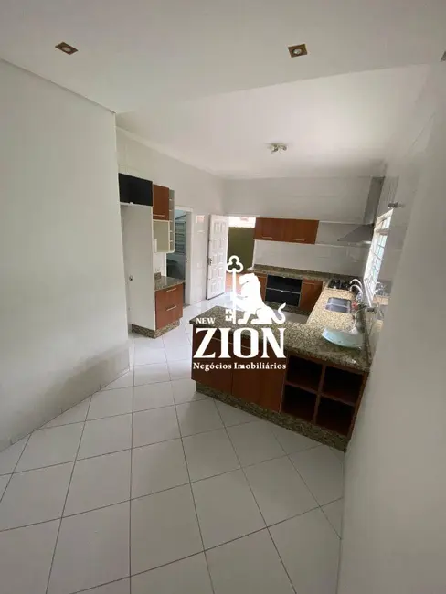 Foto 7 de Sobrado com 3 quartos à venda, 250m2 em Vila Paulicéia, São Paulo - SP