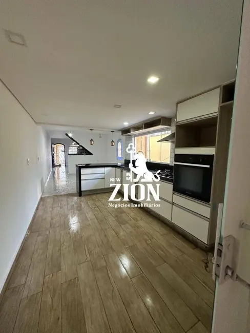 Foto 9 de Sobrado com 4 quartos à venda, 140m2 em Vila Dom Pedro II, São Paulo - SP