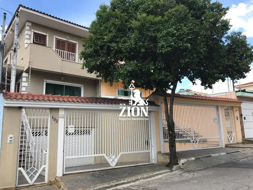 Foto 2 de Sobrado com 3 quartos à venda, 270m2 em Vila Gustavo, São Paulo - SP