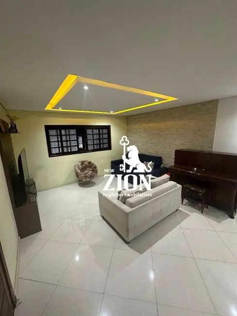 Foto 4 de Sobrado com 3 quartos à venda, 141m2 em Chora Menino, São Paulo - SP