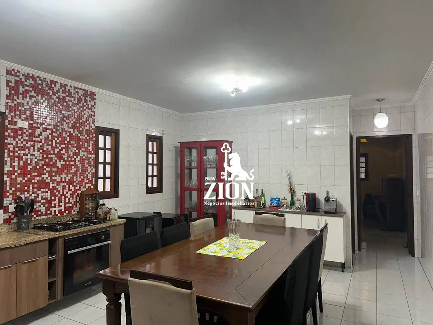Foto 5 de Sobrado com 3 quartos à venda, 141m2 em Chora Menino, São Paulo - SP