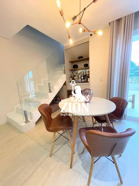 Sobrado com 3 quartos à venda, 296m2 em Santa Teresinha, São Paulo - SP - imagem 4 Foto 4 de Sobrado com 3 quartos à venda, 296m2 em Santa Teresinha, São Paulo - SP
