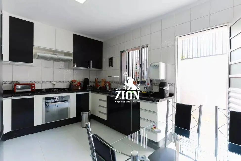 Sobrado com 2 quartos à venda, 70m2 em Vila Dom Pedro II, São Paulo - SP - imagem 5 Foto 5 de Sobrado com 2 quartos à venda, 70m2 em Vila Dom Pedro II, São Paulo - SP