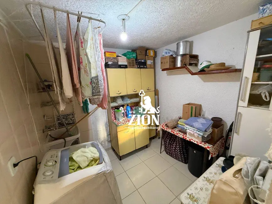 Foto 9 de Casa com 2 quartos à venda, 128m2 em Vila Mazzei, São Paulo - SP