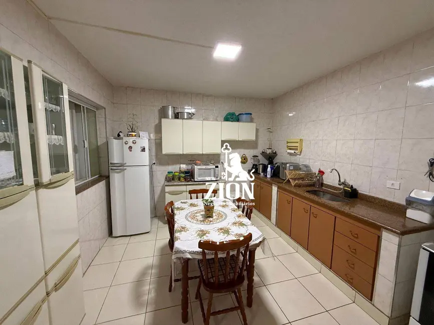 Foto 3 de Casa com 2 quartos à venda, 128m2 em Vila Mazzei, São Paulo - SP