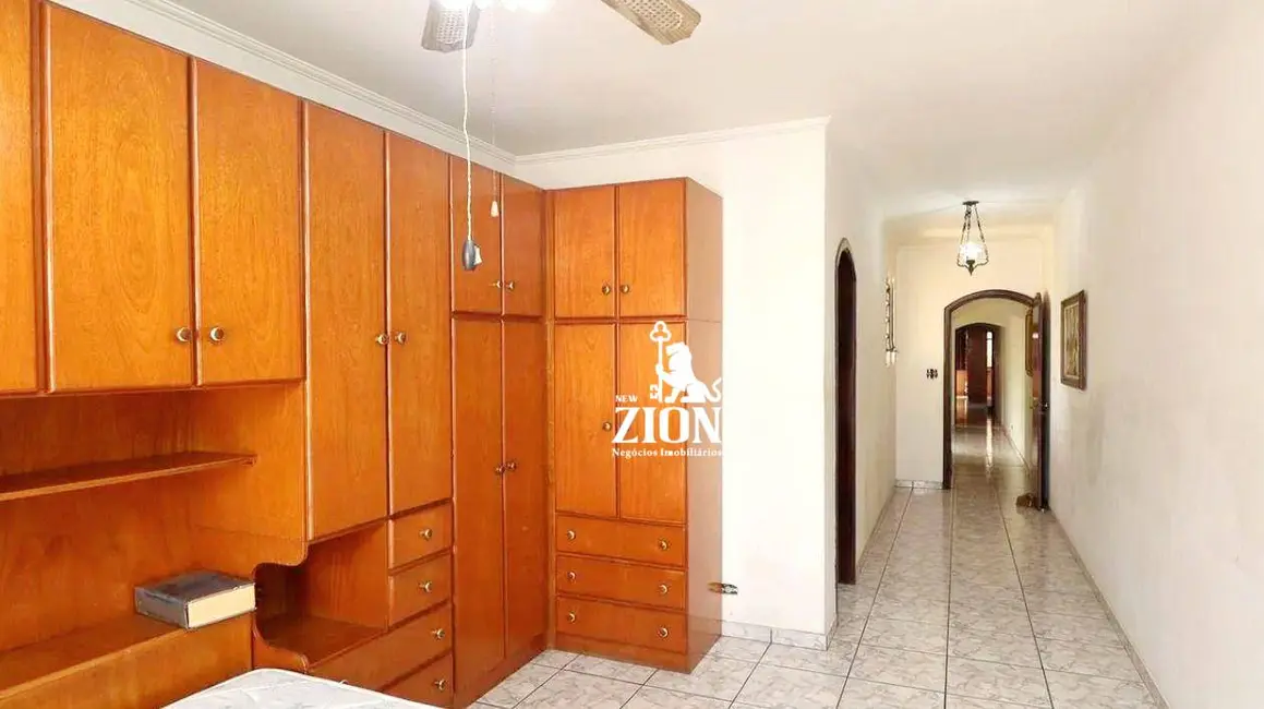 Foto 9 de Sobrado com 4 quartos à venda, 305m2 em Vila Mazzei, São Paulo - SP