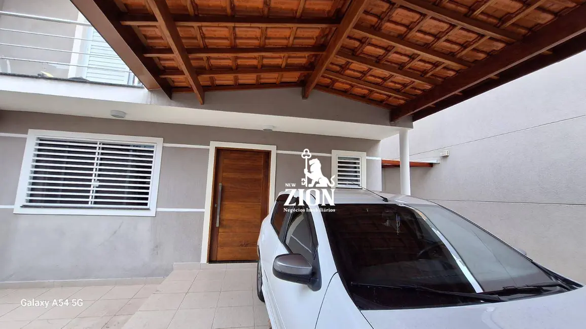 Sobrado com 3 quartos à venda, 130m2 em Jardim do Colégio, São Paulo - SP - imagem 3 Foto 3 de Sobrado com 3 quartos à venda, 130m2 em Jardim do Colégio, São Paulo - SP