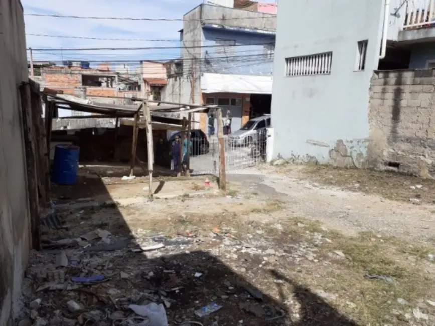 Foto 2 de Terreno / Lote à venda, 203m2 em Itaquera, São Paulo - SP
