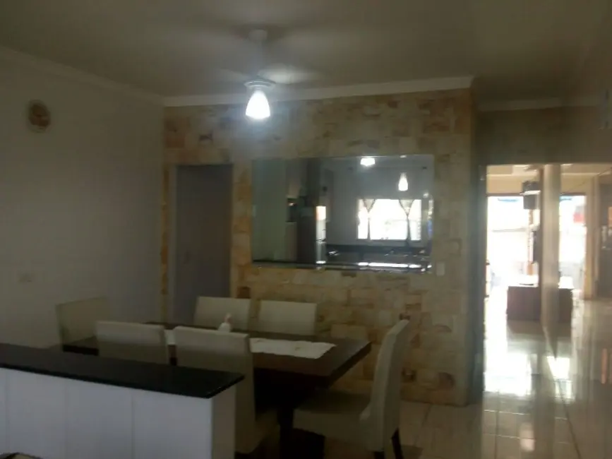 Foto 3 de Casa com 3 quartos à venda, 204m2 em Parque do Carmo, São Paulo - SP