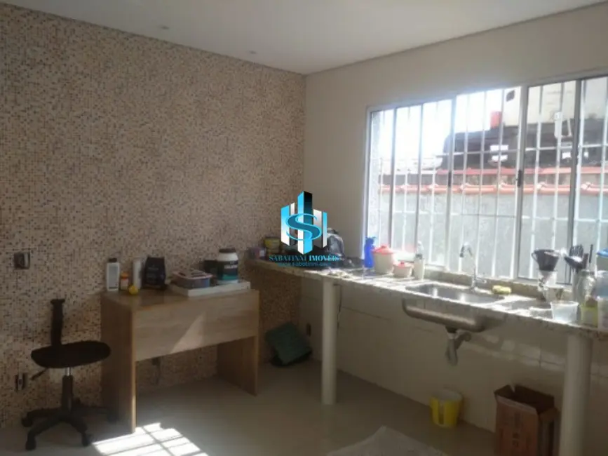 Casa com 3 quartos à venda, 400m2 em Vila Carmosina, São Paulo - SP - imagem 9 Foto 9 de Casa com 3 quartos à venda, 400m2 em Vila Carmosina, São Paulo - SP