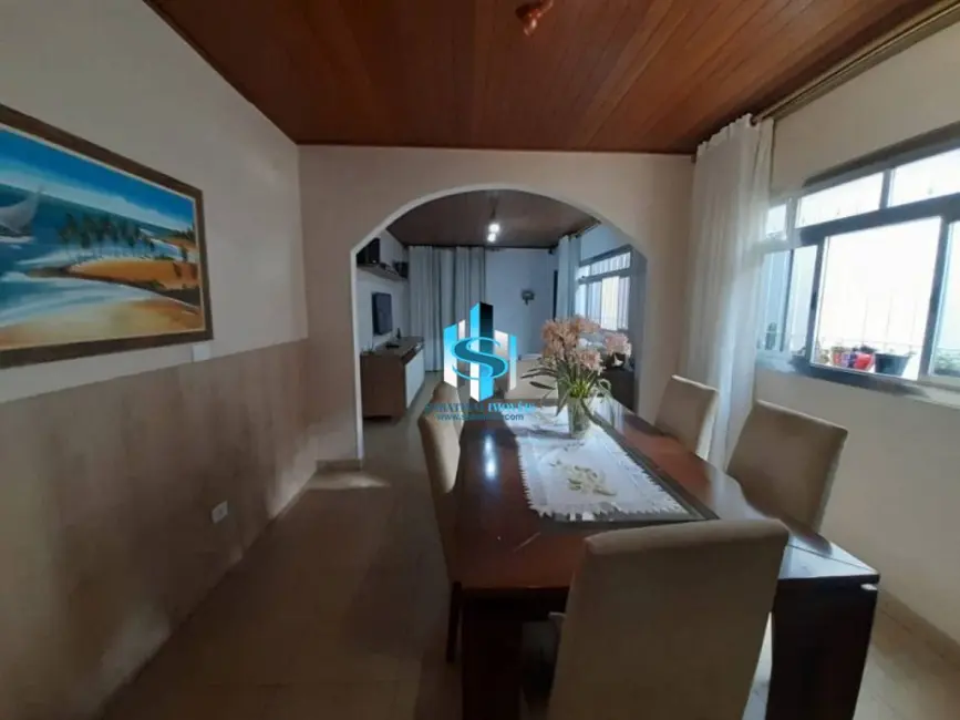 Casa com 5 quartos à venda, 266m2 em Itaquera, São Paulo - SP - imagem 1 Foto 1 de Casa com 5 quartos à venda, 266m2 em Itaquera, São Paulo - SP