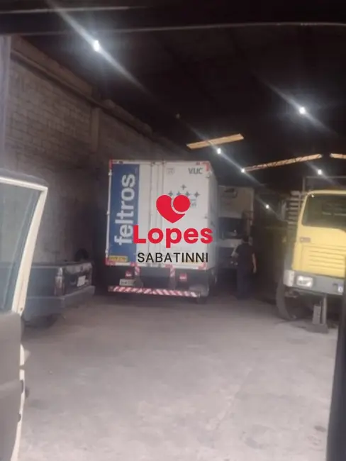 Foto 2 de Armazém / Galpão à venda, 550m2 em Vila Jacuí, São Paulo - SP