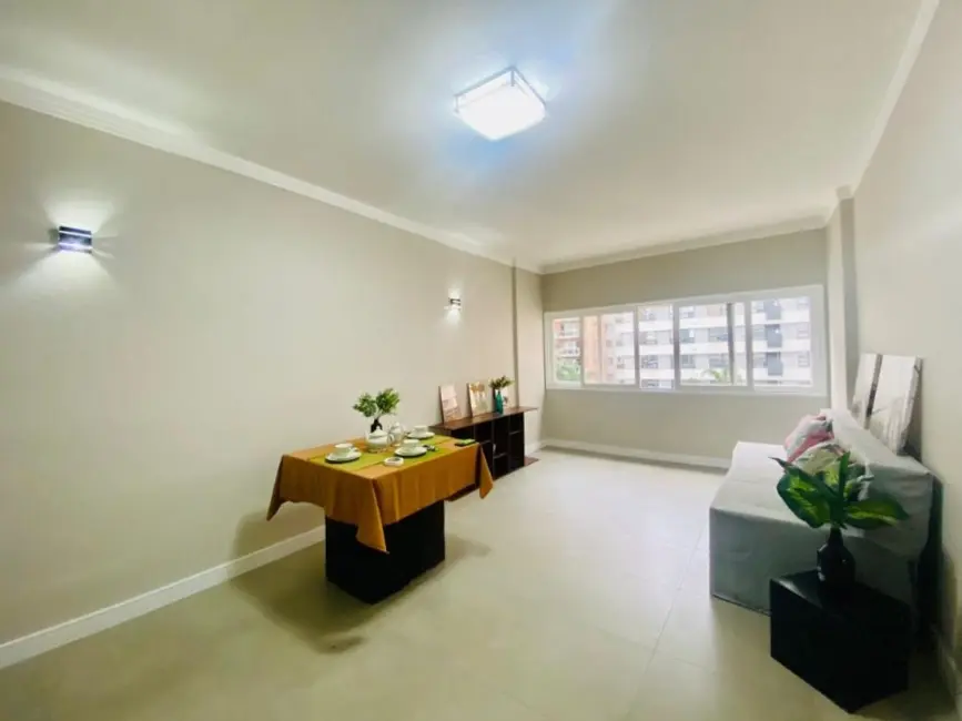 Foto 4 de Apartamento com 2 quartos à venda, 72m2 em Consolação, São Paulo - SP