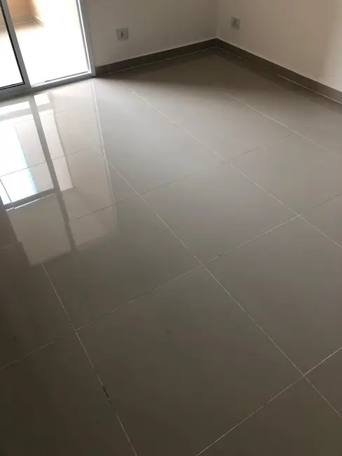 Foto 3 de Apartamento com 2 quartos à venda, 48m2 em Vila Antonieta, São Paulo - SP