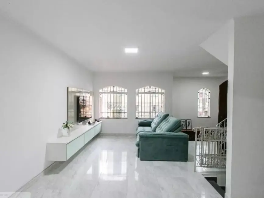 Foto 2 de Casa com 3 quartos à venda, 282m2 em Vila Carrão, São Paulo - SP
