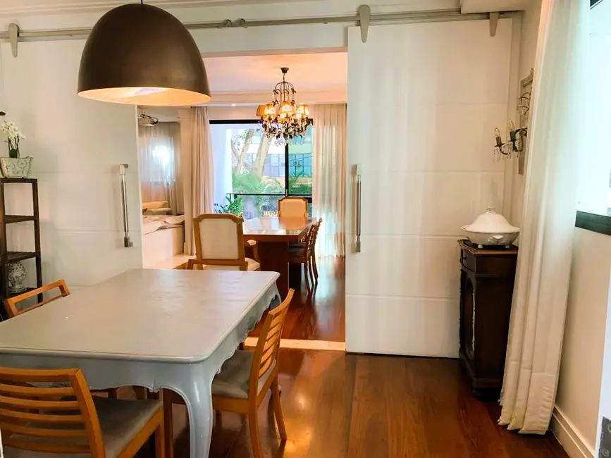 Foto 9 de Apartamento com 4 quartos à venda, 246m2 em Higienópolis, São Paulo - SP