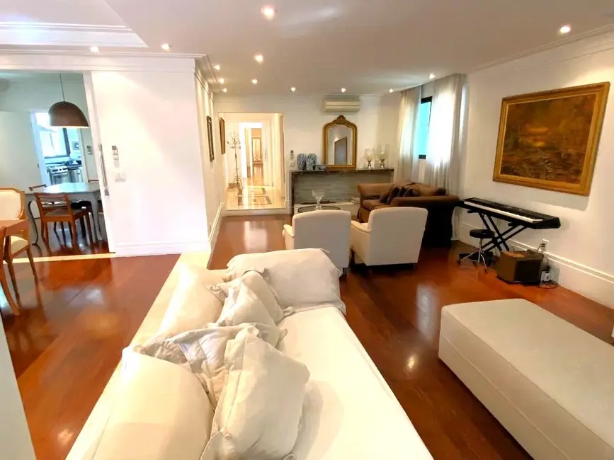 Foto 6 de Apartamento com 4 quartos à venda, 246m2 em Higienópolis, São Paulo - SP