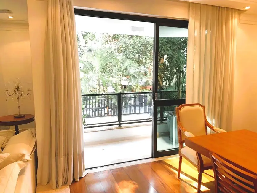 Foto 8 de Apartamento com 4 quartos à venda, 246m2 em Higienópolis, São Paulo - SP