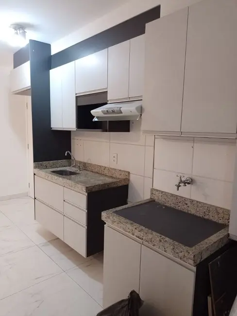 Foto 2 de Apartamento com 2 quartos à venda, 40m2 em São Mateus, São Paulo - SP