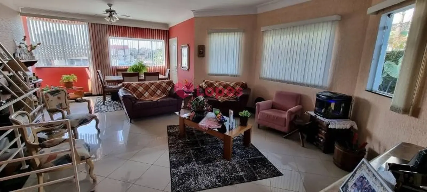 Casa com 3 quartos à venda, 225m2 em Vila Matilde, São Paulo - SP - imagem 3 Foto 3 de Casa com 3 quartos à venda, 225m2 em Vila Matilde, São Paulo - SP