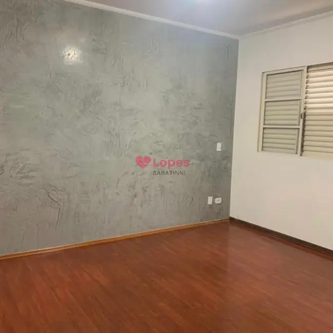 Foto 3 de Casa com 4 quartos à venda e para alugar, 160m2 em Vila Carrão, São Paulo - SP