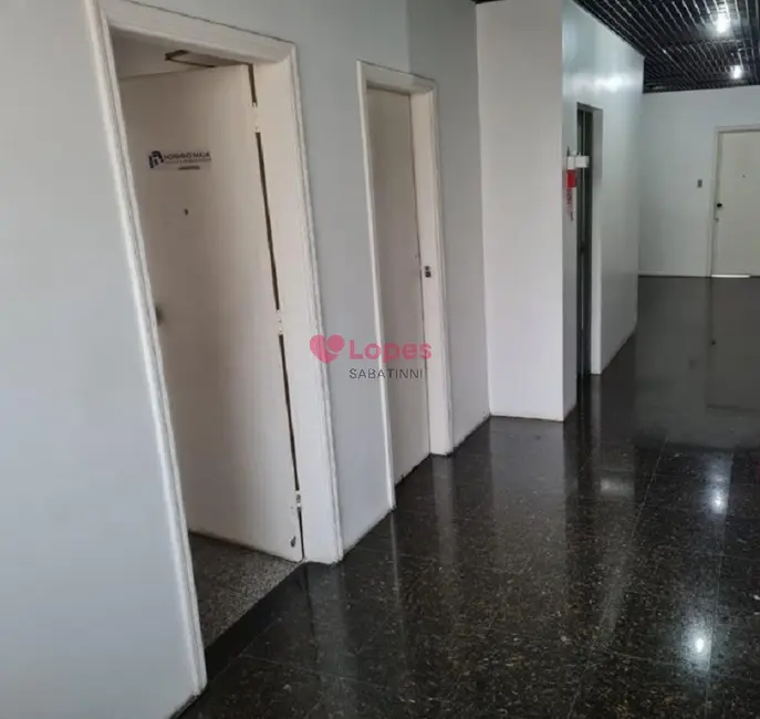 Sala Comercial à venda, 108m2 em República, São Paulo - SP - imagem 2 Foto 2 de Sala Comercial à venda, 108m2 em República, São Paulo - SP