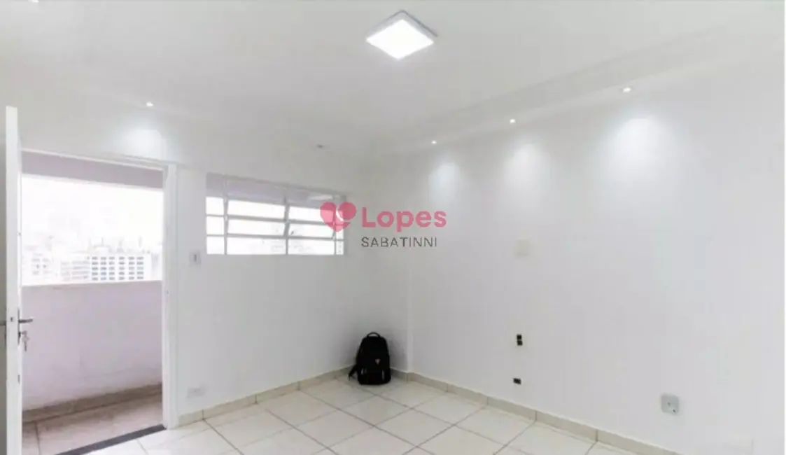 Foto 2 de Apartamento com 2 quartos à venda, 50m2 em Sé, São Paulo - SP