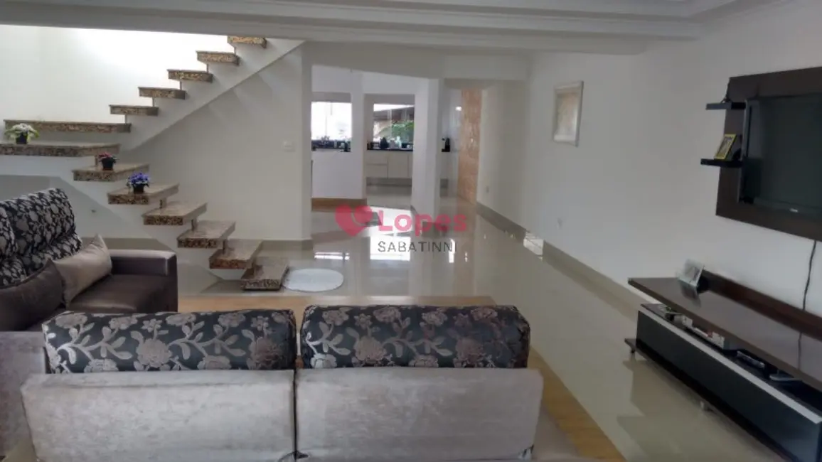 Foto 2 de Casa com 3 quartos à venda, 370m2 em São Paulo - SP