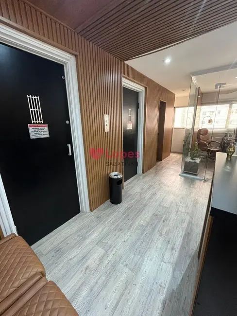 Loja à venda, 100m2 em Centro, São Paulo - SP - imagem 2 Foto 2 de Loja à venda, 100m2 em Centro, São Paulo - SP