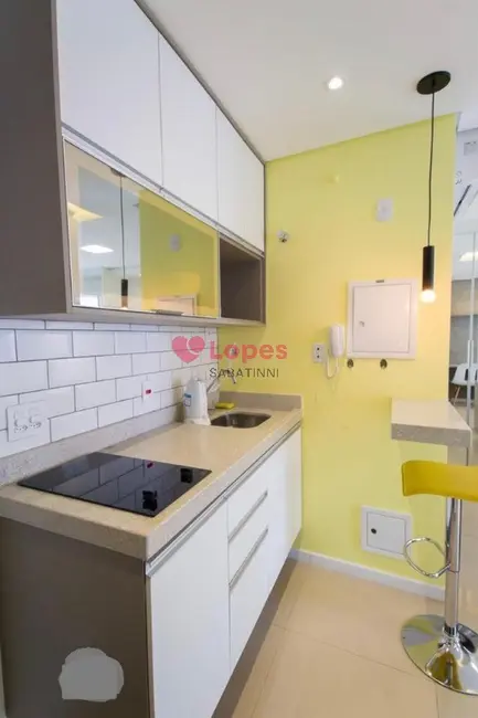 Apartamento com 1 quarto à venda, 28m2 em Aclimação, São Paulo - SP - imagem 8 Foto 8 de Apartamento com 1 quarto à venda, 28m2 em Aclimação, São Paulo - SP