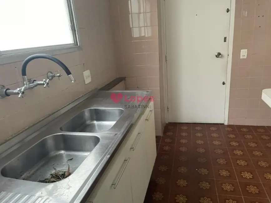 Apartamento com 3 quartos à venda, 135m2 em Santa Cecília, São Paulo - SP - imagem 5 Foto 5 de Apartamento com 3 quartos à venda, 135m2 em Santa Cecília, São Paulo - SP