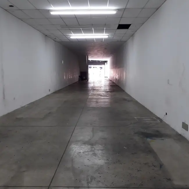 Armazém / Galpão à venda, 650m2 em Brás, São Paulo - SP - imagem 4 Foto 4 de Armazém / Galpão à venda, 650m2 em Brás, São Paulo - SP