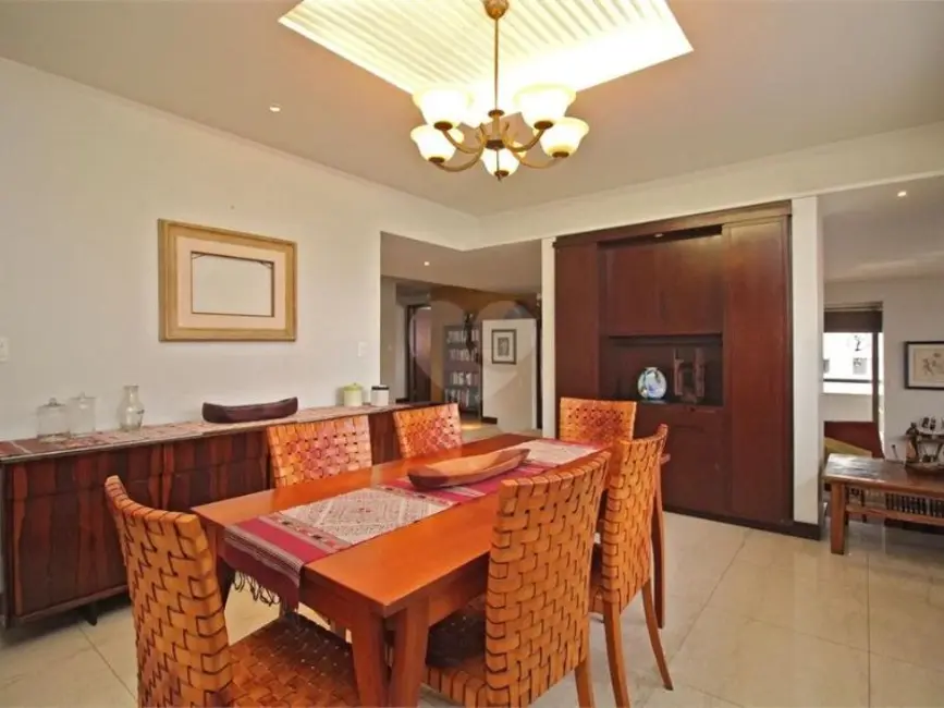 Apartamento com 3 quartos à venda, 290m2 em Aclimação, São Paulo - SP - imagem 9 Foto 9 de Apartamento com 3 quartos à venda, 290m2 em Aclimação, São Paulo - SP