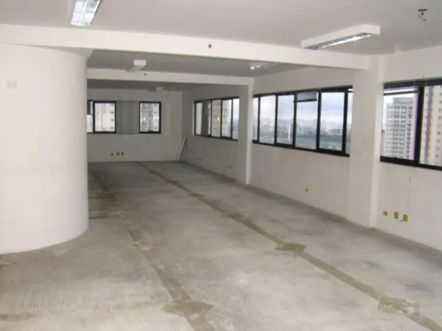 Foto 4 de Prédio Inteiro à venda, 1398m2 em Santa Teresinha, São Paulo - SP