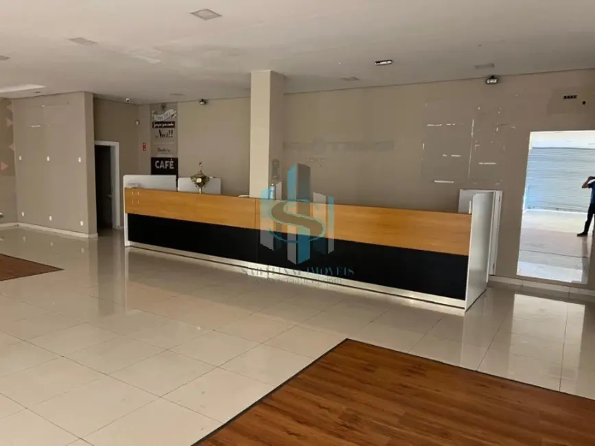Loja à venda e para alugar, 3500m2 em República, São Paulo - SP - imagem 3 Foto 3 de Loja à venda e para alugar, 3500m2 em República, São Paulo - SP