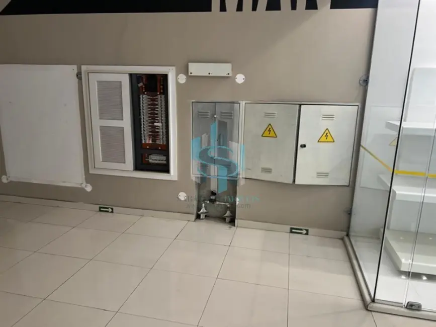 Loja à venda e para alugar, 3500m2 em República, São Paulo - SP - imagem 4 Foto 4 de Loja à venda e para alugar, 3500m2 em República, São Paulo - SP