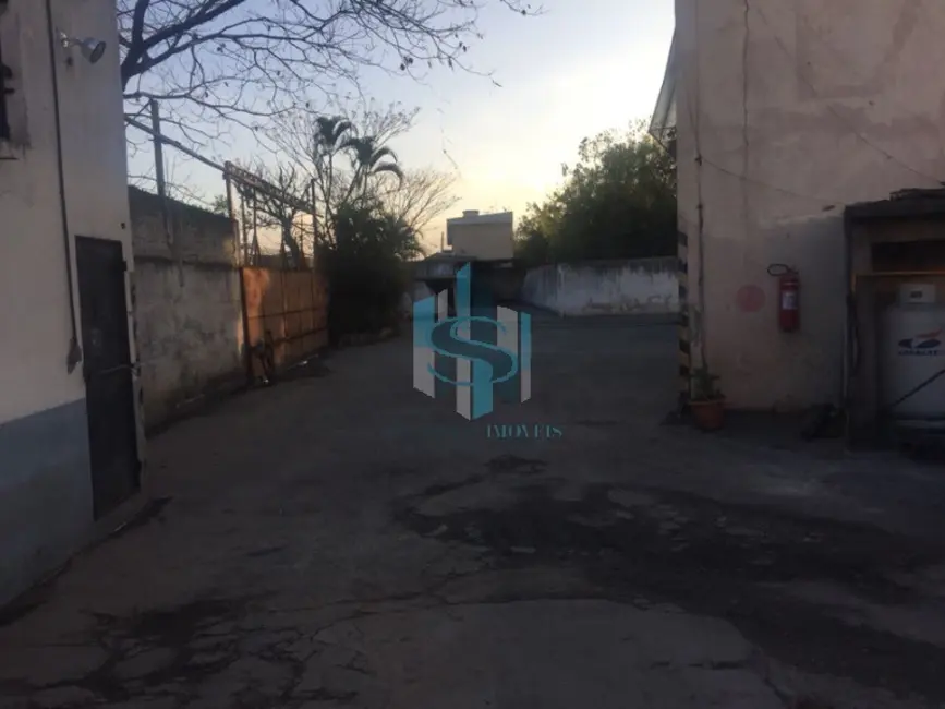Foto 9 de Armazém / Galpão à venda, 2700m2 em São Paulo - SP