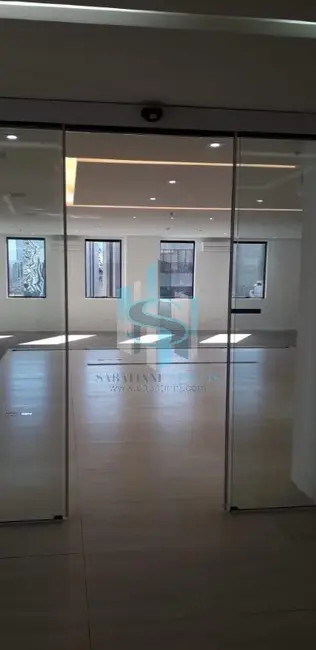 Sala Comercial à venda, 308m2 em Cidade Monções, São Paulo - SP - imagem 5 Foto 5 de Sala Comercial à venda, 308m2 em Cidade Monções, São Paulo - SP