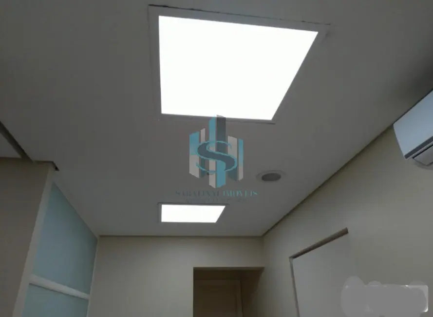 Sala Comercial à venda, 50m2 em Bom Retiro, São Paulo - SP - imagem 3 Foto 3 de Sala Comercial à venda, 50m2 em Bom Retiro, São Paulo - SP