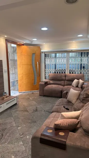 Foto 1 de Casa com 4 quartos à venda, 261m2 em Parque São Lucas, São Paulo - SP