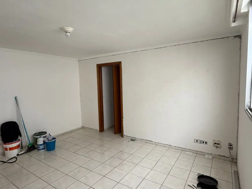 Foto 2 de Apartamento com 3 quartos à venda e para alugar, 65m2 em Itaquera, São Paulo - SP