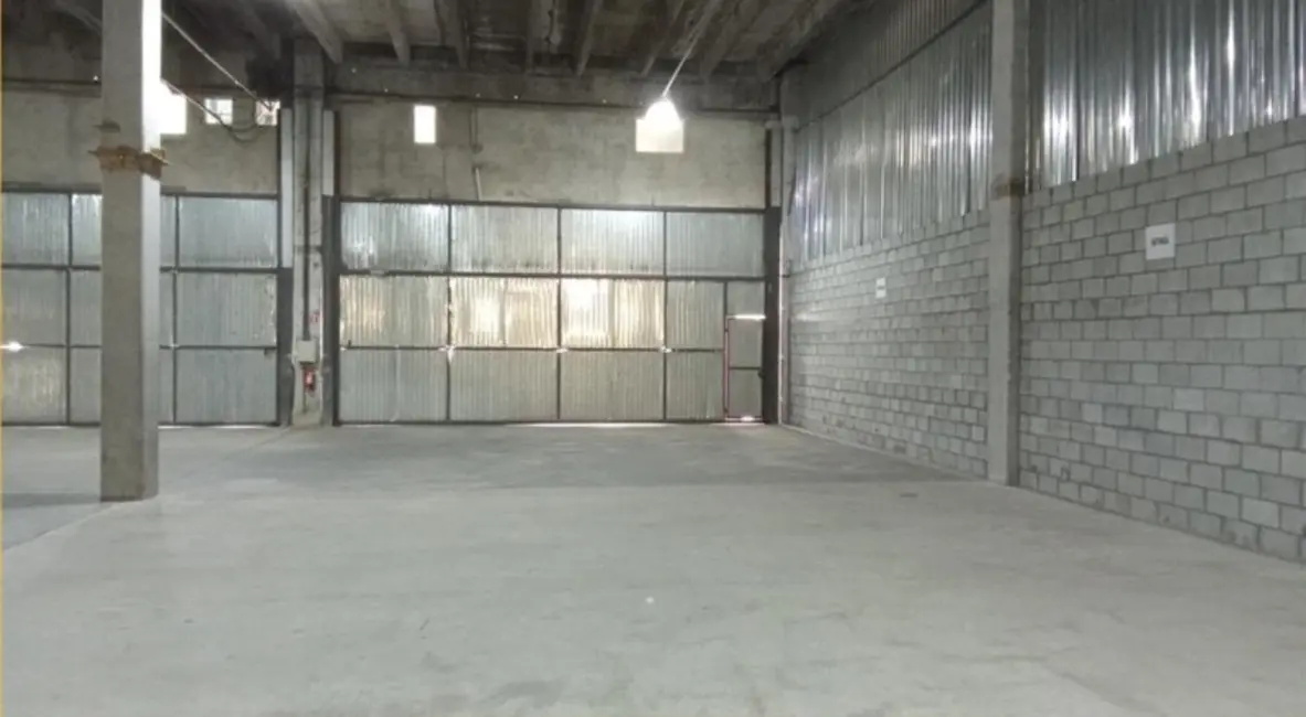 Armazém / Galpão para alugar, 760m2 em Parque São Domingos, São Paulo - SP - imagem 5 Foto 5 de Armazém / Galpão para alugar, 760m2 em Parque São Domingos, São Paulo - SP